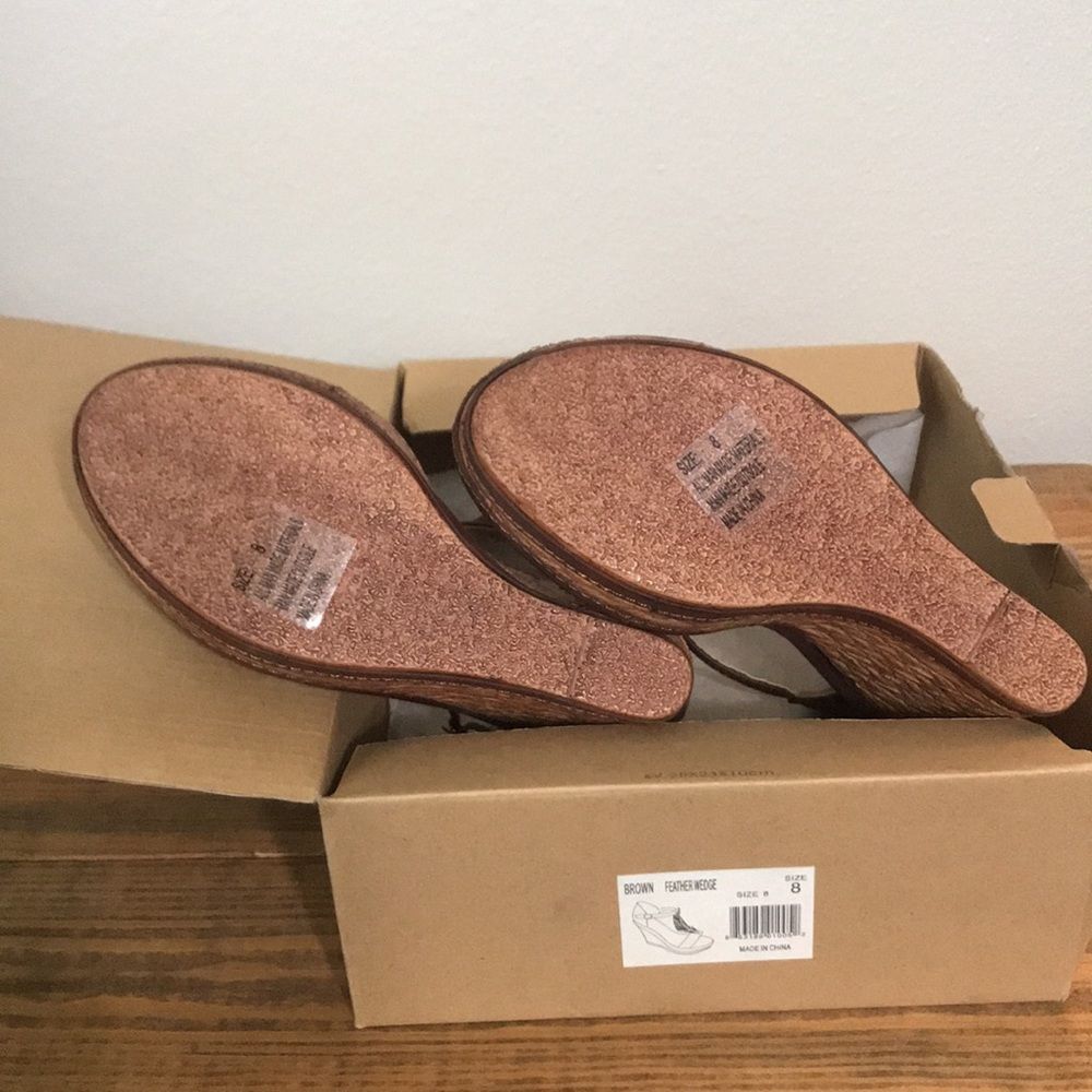 Brown Wedge Sandals Nwt By Olive Street — image 7 of 8